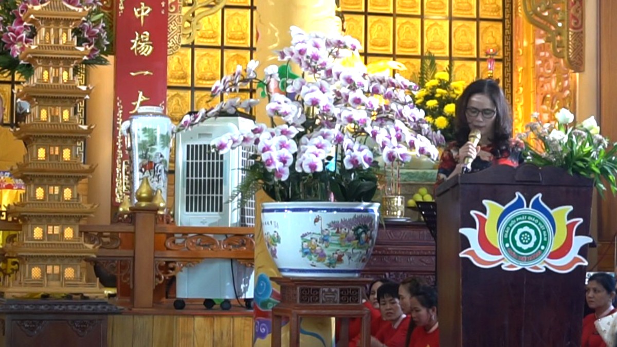 Lễ hằng thuận chùa Huệ Hương Kon Tum của Nguyễn Gia Vĩ và Nguyễn Thị Lệ Hằng