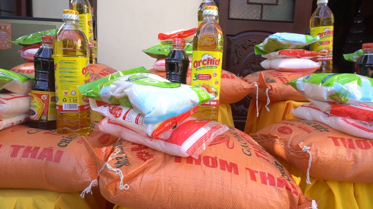 Chương trình trao quà tại Tịnh xá Ngọc Hạnh