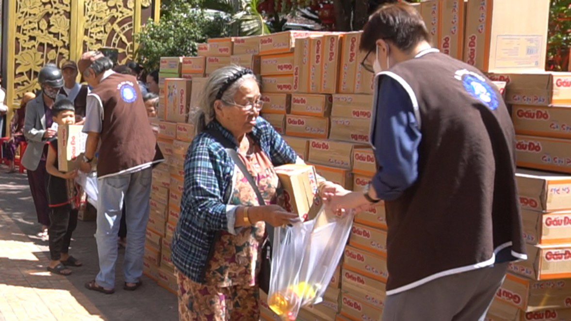 Chương trình trao quà tại Tịnh xá Ngọc Hạnh