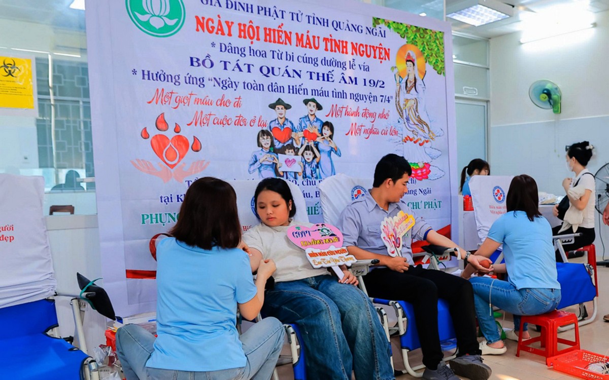 GĐPT Quảng Ngãi hiến máu tình nguyện tại Bệnh viện Đa khoa tỉnh