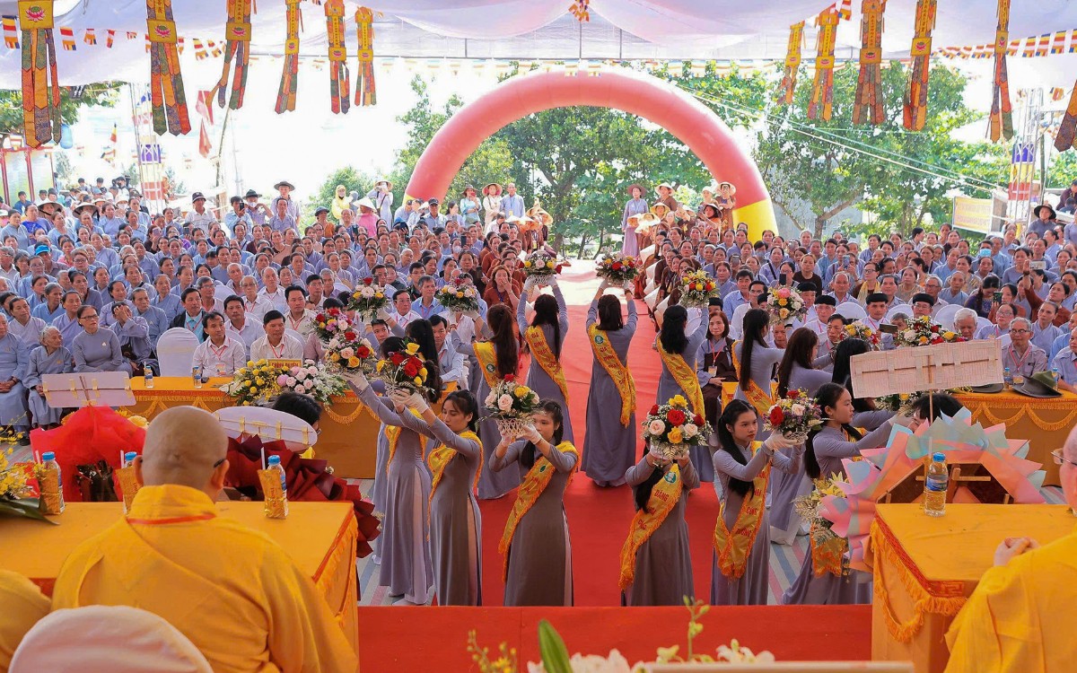 Toàn cảnh lễ an vị Bồ tát Quán Thế Âm tại chùa Phước Thiện