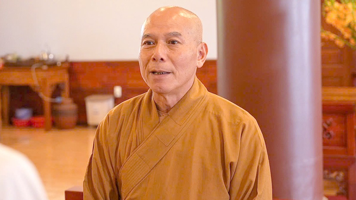 Chùa Khánh Lâm đón tiếp lãnh đạo xã Măng Đen