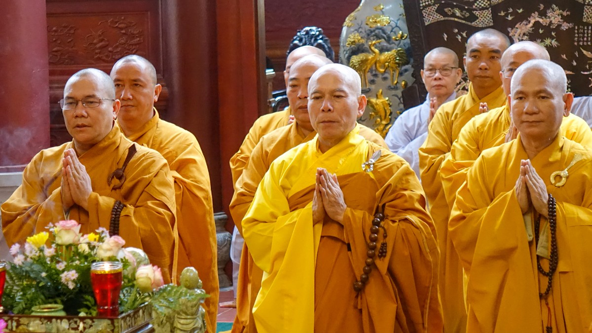 Chư hành giả phát nguyện An cư kiết hạ tại chùa Huệ Chiếu