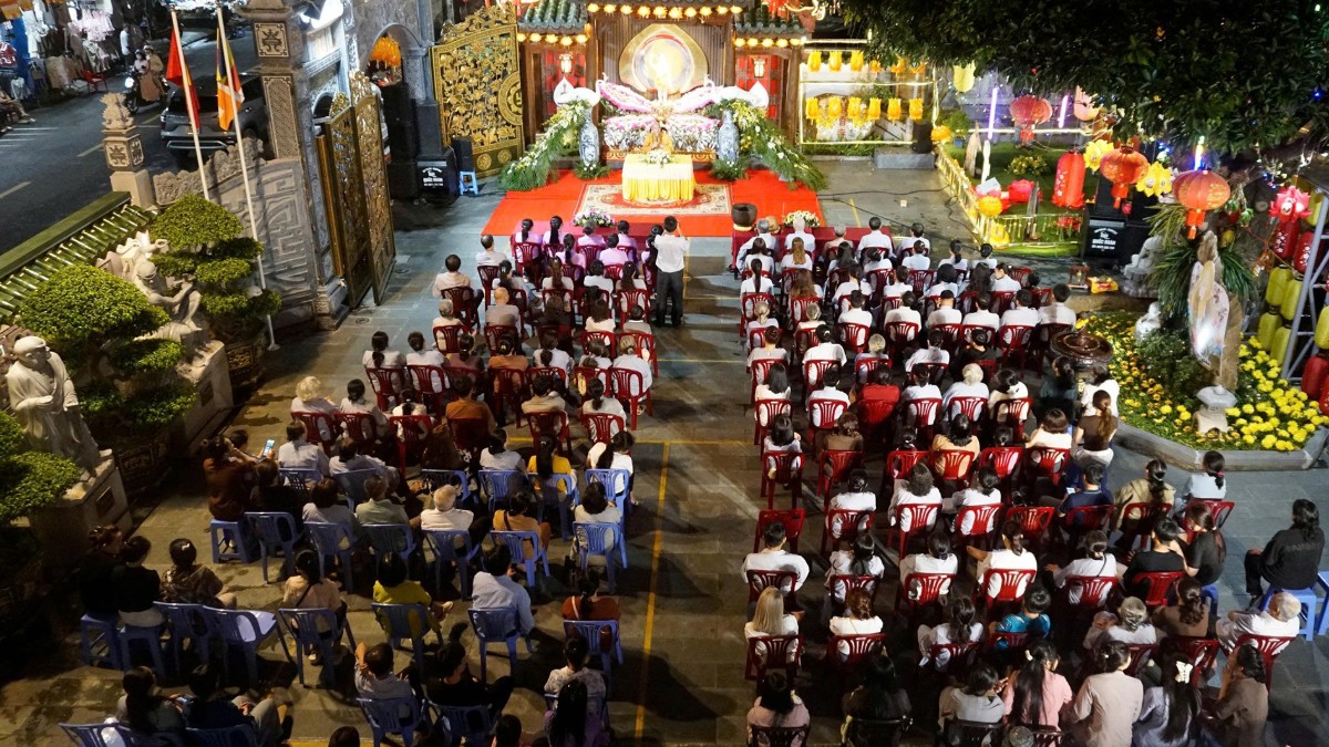 Thượng tọa Thích Vạn Nhơn chia sẻ ý nghĩa Phật đản sinh